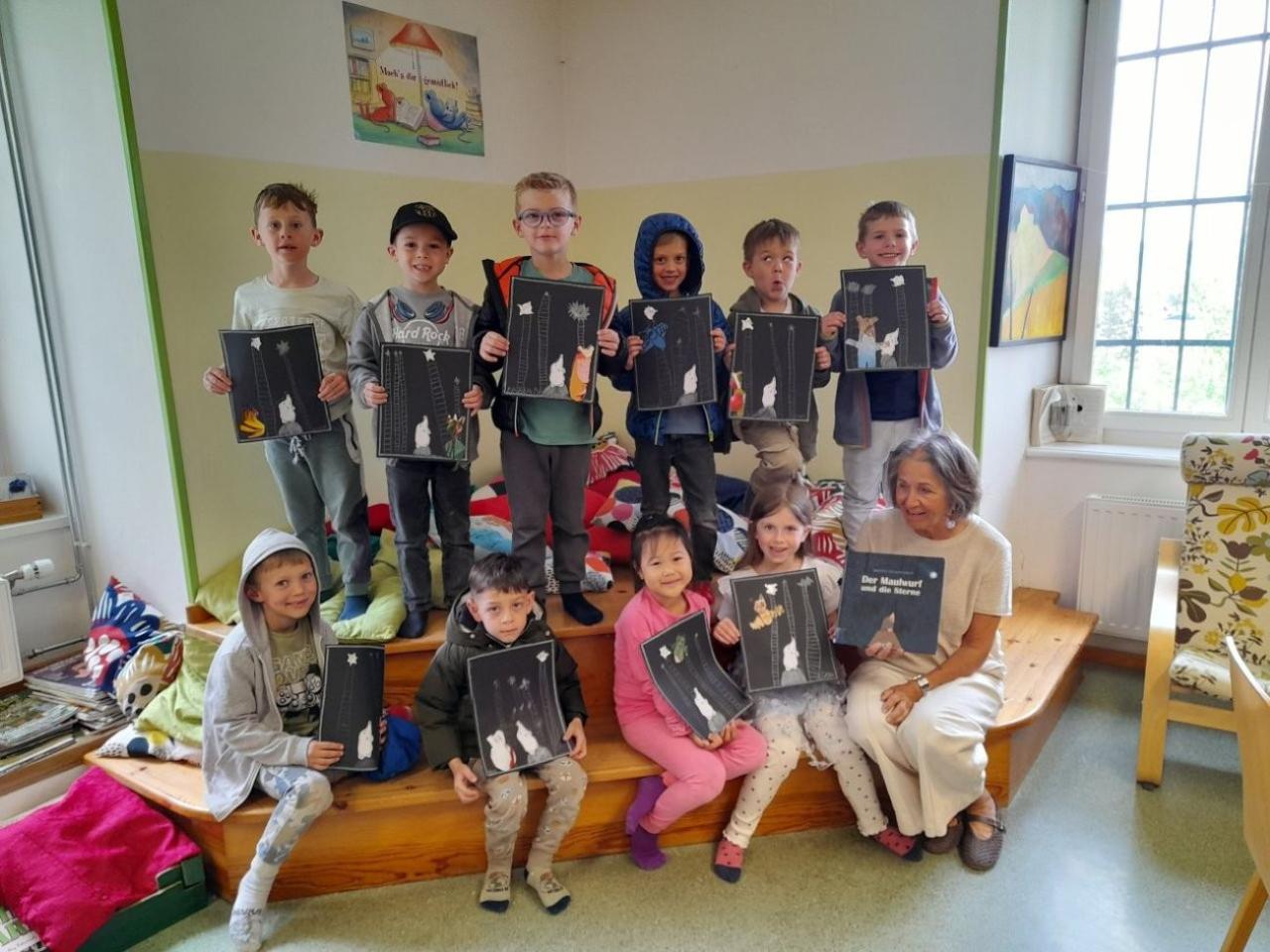 Pinsel trifft Buch Kindergarten Dobl - Gruppe 1